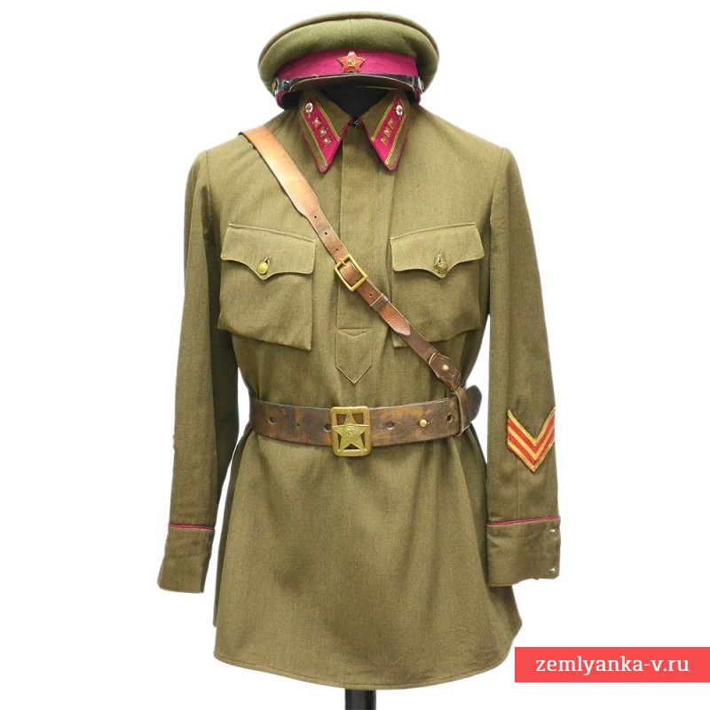 Гимнастерка старшего лейтенанта пехоты РККА образца 1935 года