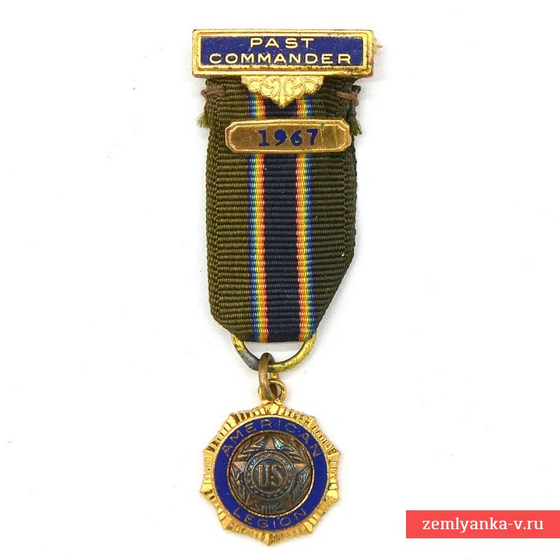 Должностная медаль на пилотку бывшего командира Американского легиона в 1967 году