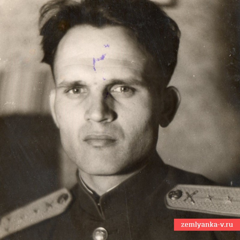 Фото настоящего героя войны - капитана Холоша И.А. с редким набором наград