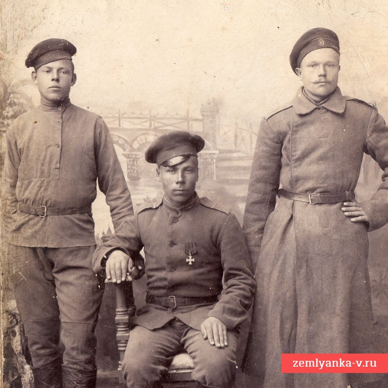 Фото нижних чинов запасного батальона 98-го пехотного Юрьевского полка (?)