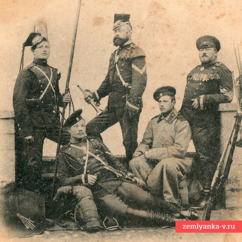 Фотоооткрытка с нижними чинами Лейб-гвардии Уланского Ея Величества полка