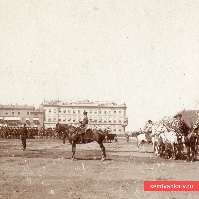 Стереофото императора Николая II на параде, 1900-е гг. 