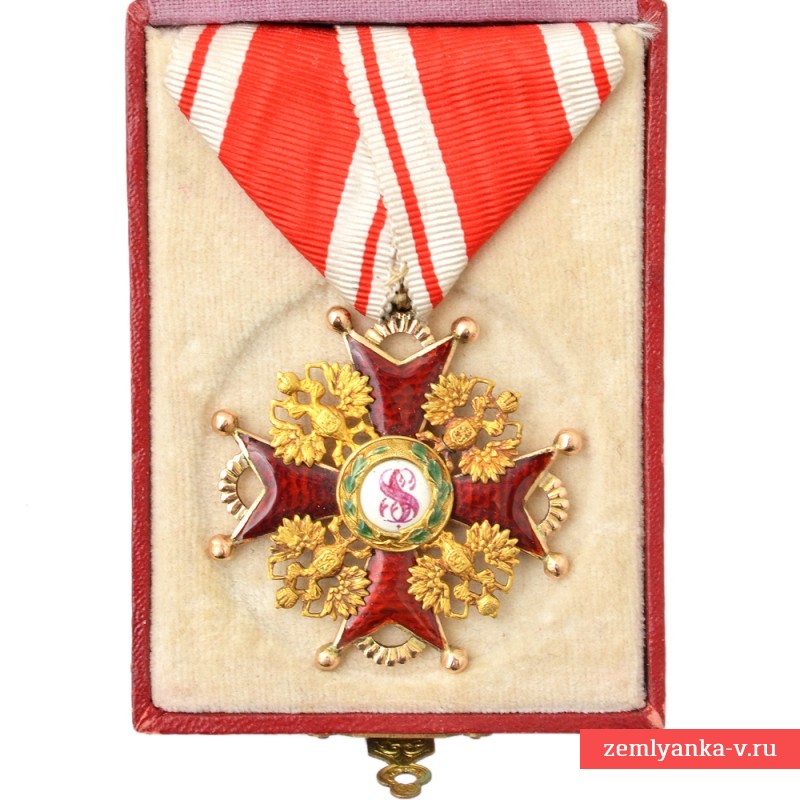 Знак ордена Св. Станислава 3 степени, в футляре