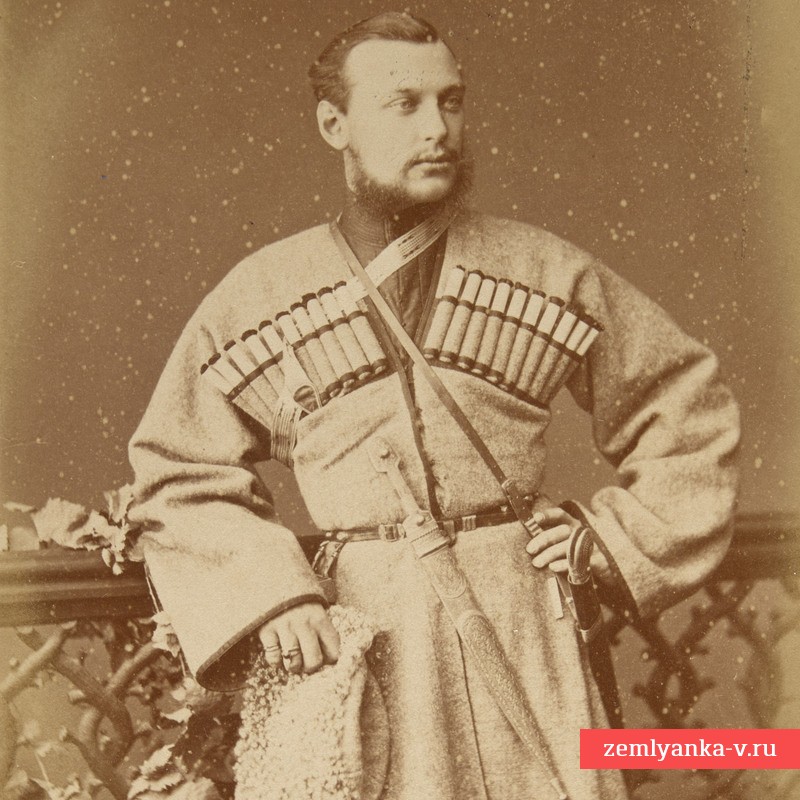Кабинетная фотография Светлейшего князя Евгения Максимилиановича Романовского