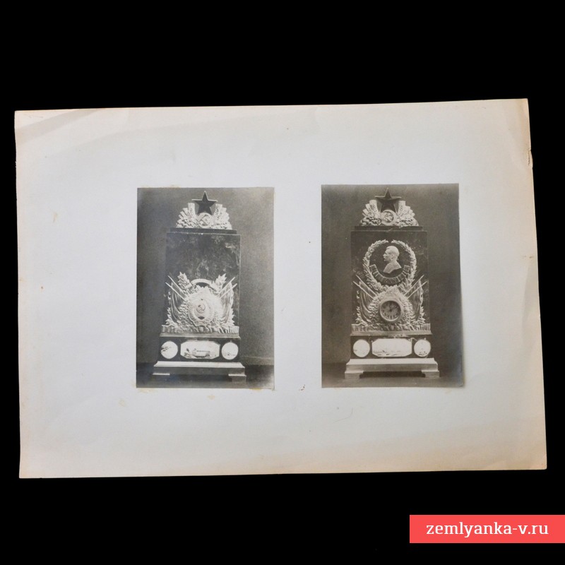 Две фотографии часов, выпущенных к юбилею И.В. Сталина, 1948 г.