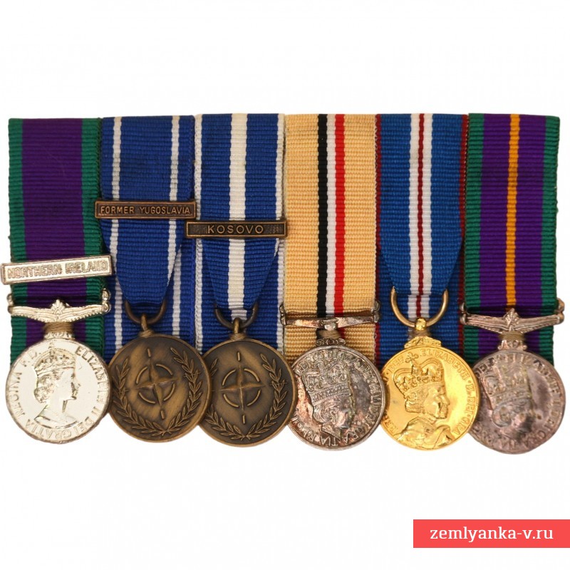 Миниатюрная наградная колодка британского военнослужащего